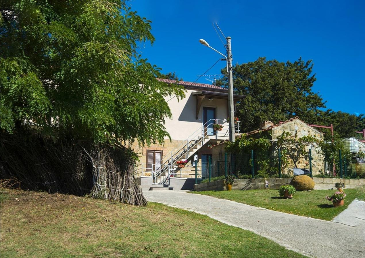Le Pitture Casa Di Campagna Filiano Buitenkant foto